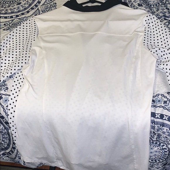 Black and white blouse - Picture 2 of 2